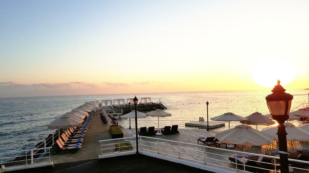 Malpas Hotel Agios Epiktitos Exterior photo