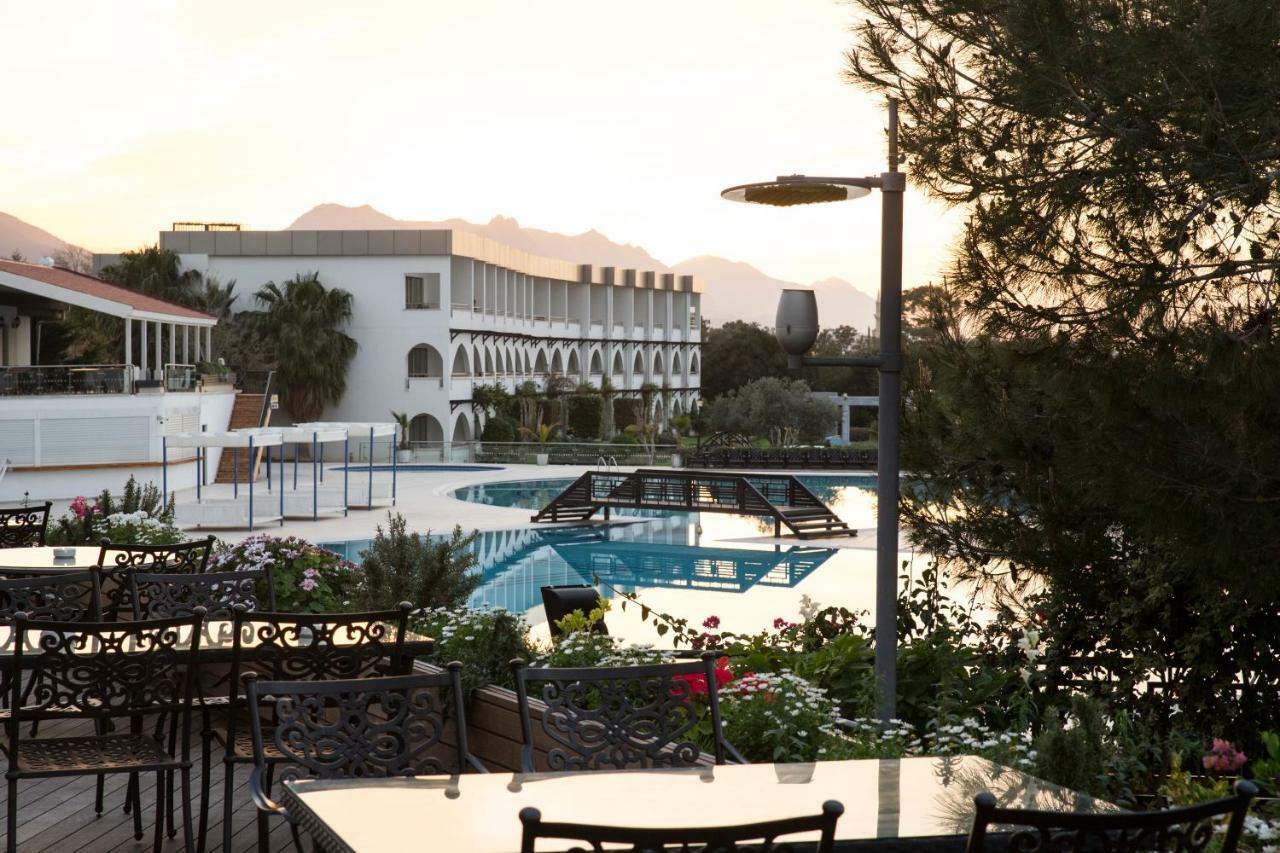 Malpas Hotel Agios Epiktitos Exterior photo