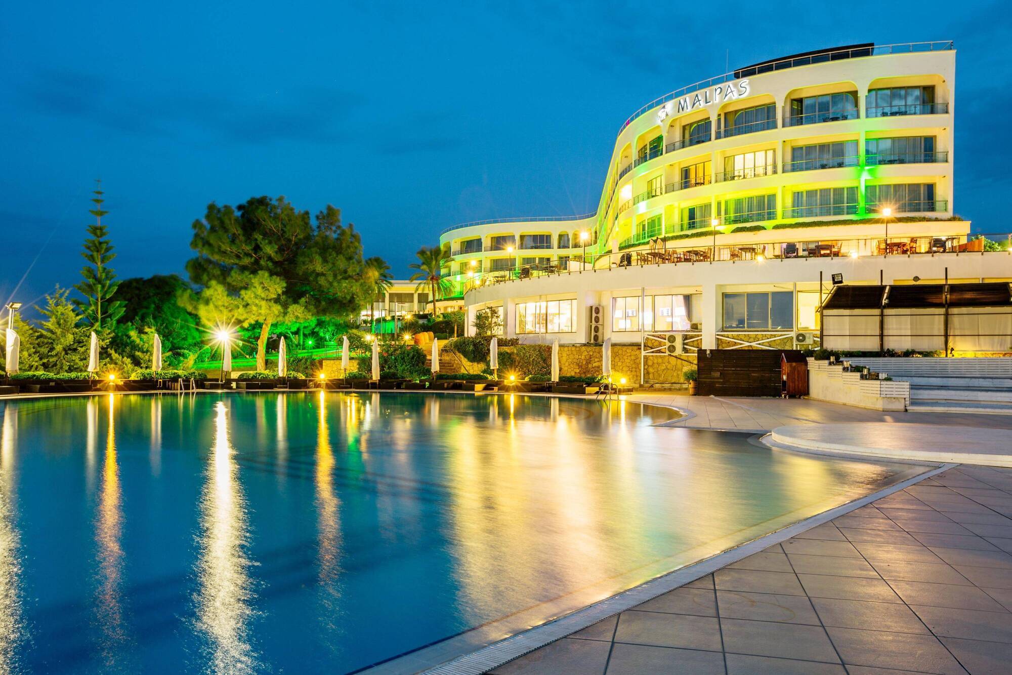 Malpas Hotel Agios Epiktitos Exterior photo